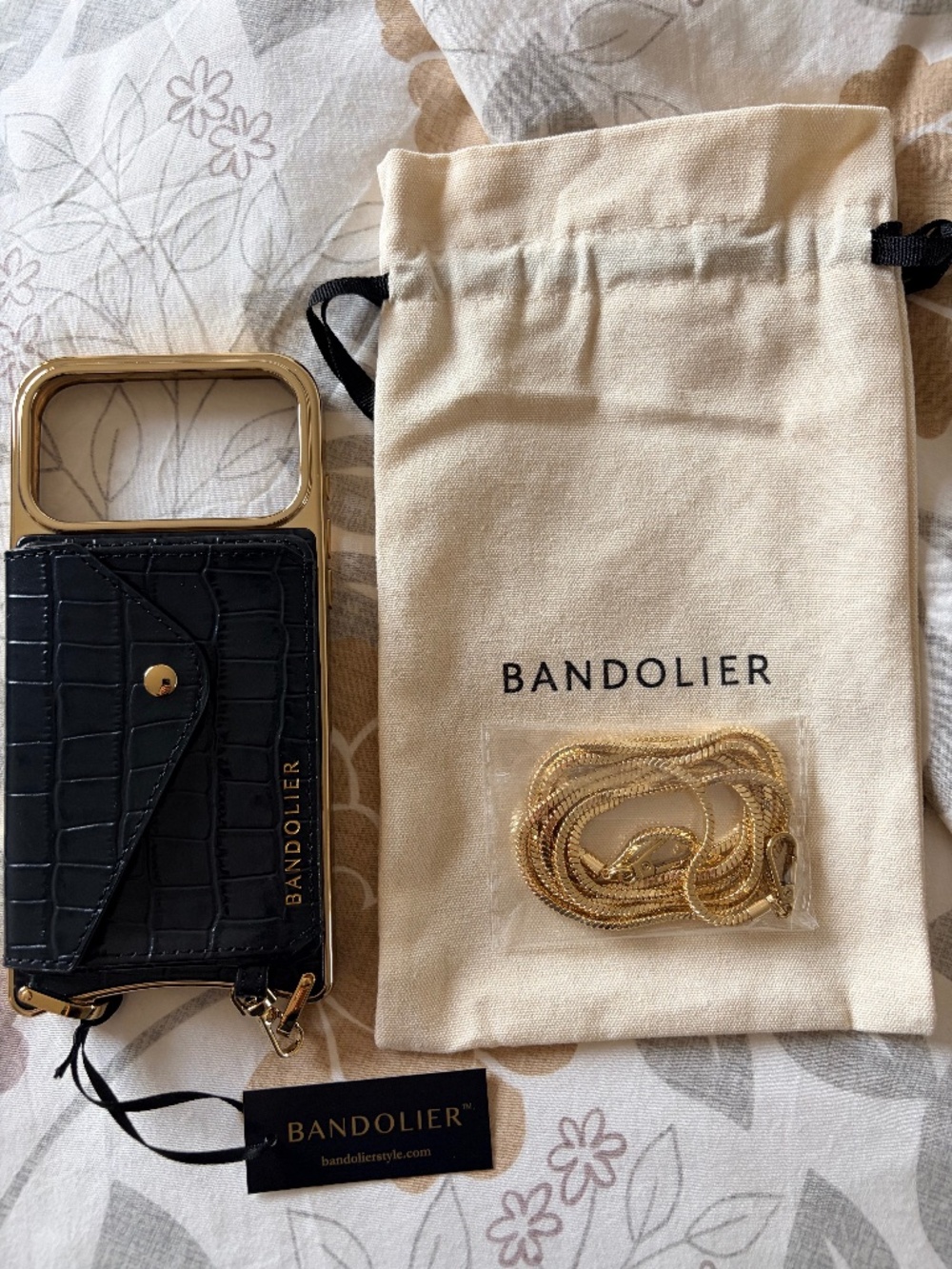 NWT Bandolier Remi Chain Magnet - iPhone 17 ProMax Chrome/Black Croc Case